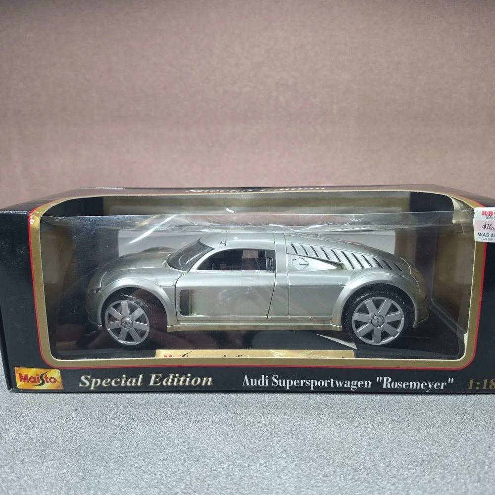 Maisto Audi Supersportwagen Rosemeyer 1:18 Silver New Special Edition Diecast